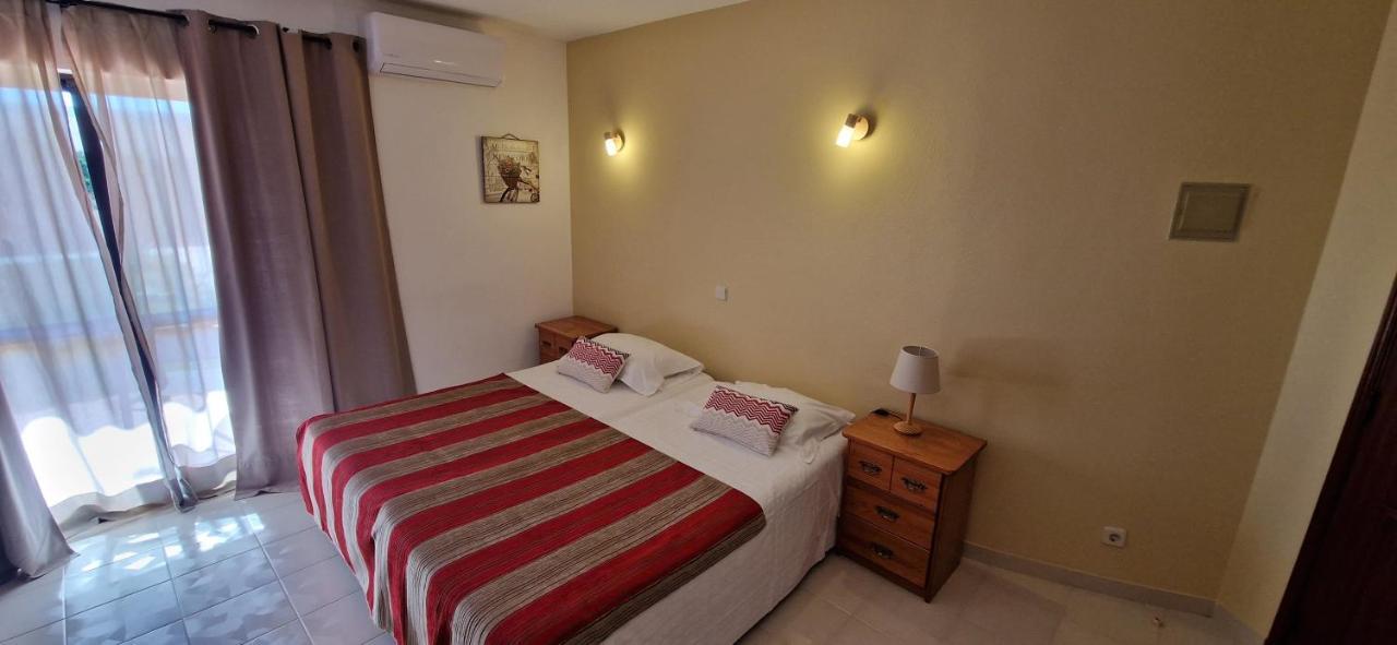 Casa Rosa Montes Hotel Praia Da Luz ภายนอก รูปภาพ
