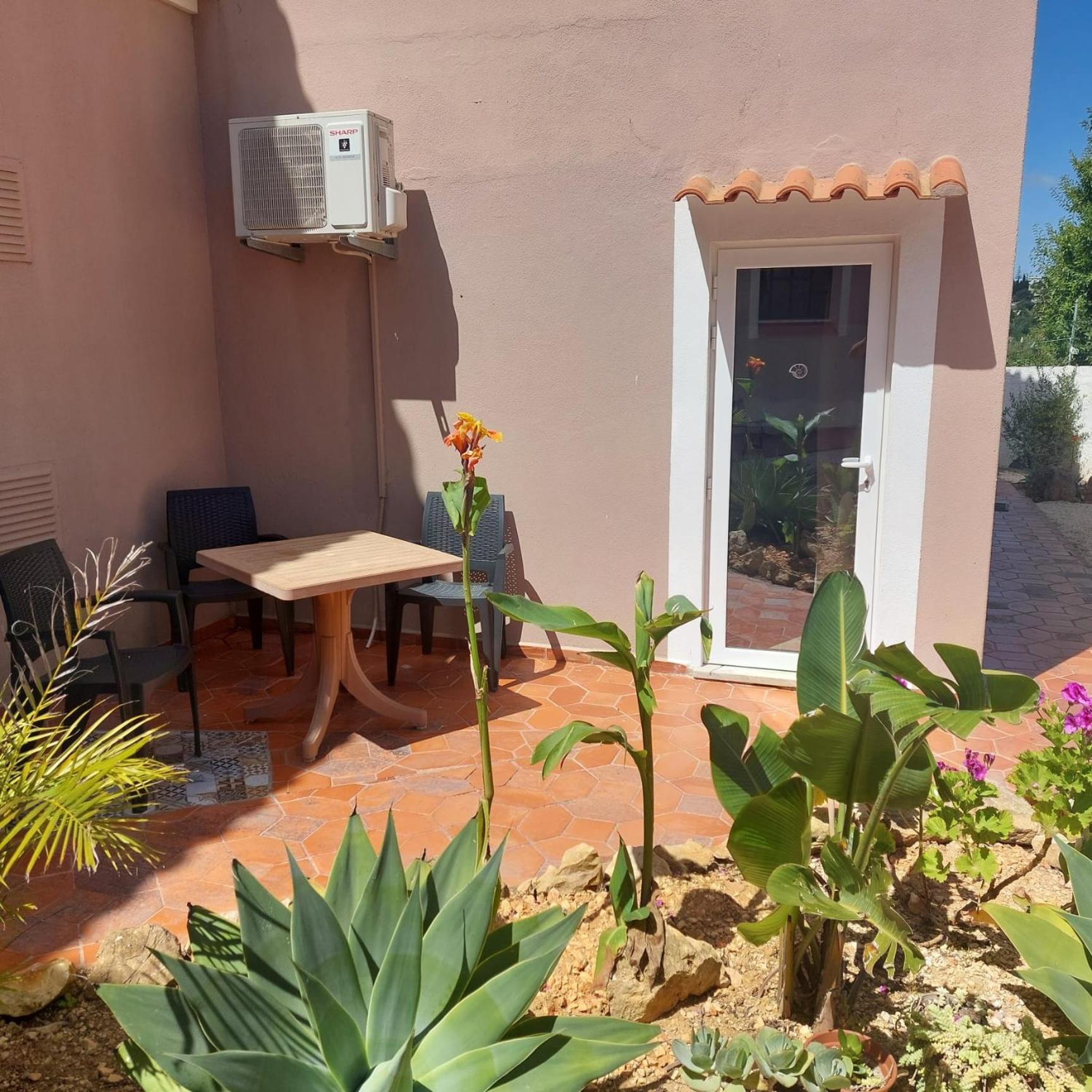 Casa Rosa Montes Hotel Praia Da Luz ภายนอก รูปภาพ
