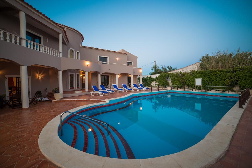 Casa Rosa Montes Hotel Praia Da Luz ภายนอก รูปภาพ