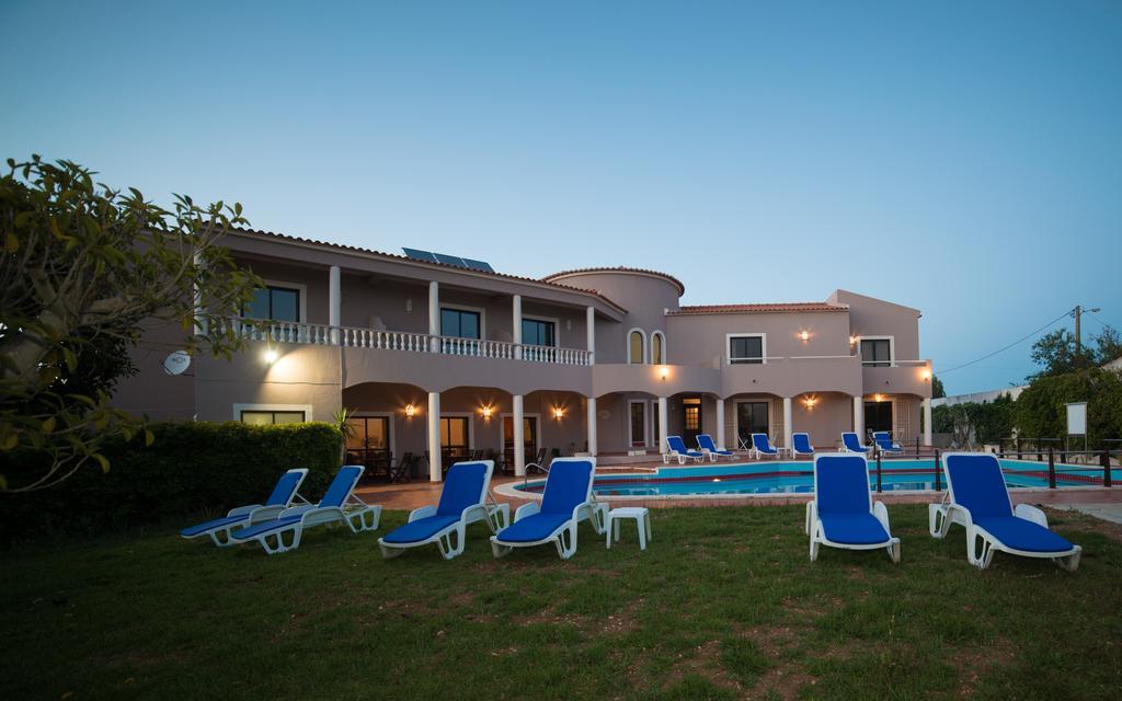 Casa Rosa Montes Hotel Praia Da Luz ภายนอก รูปภาพ