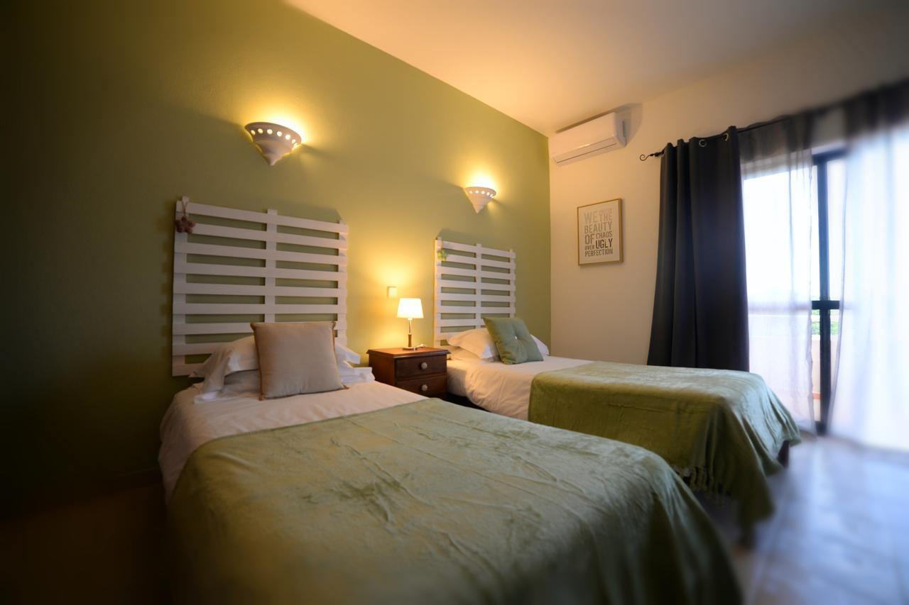 Casa Rosa Montes Hotel Praia Da Luz ภายนอก รูปภาพ